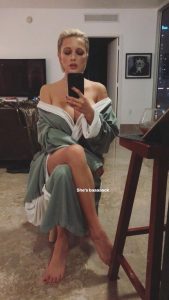 Caroline Vreeland - Busty singer nudes - Fapdungeon