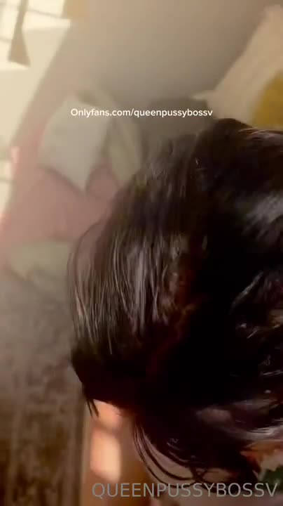 Victoria Queen Sucking Delicately